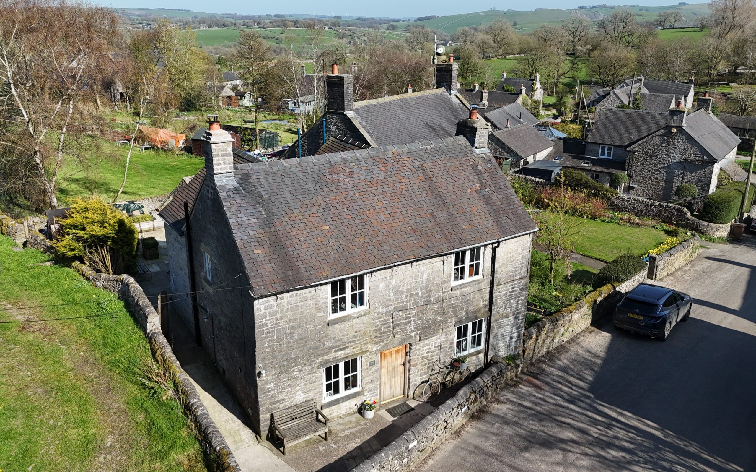 16 Stone Cottage Wetton Derbyshire, DE6 2AF